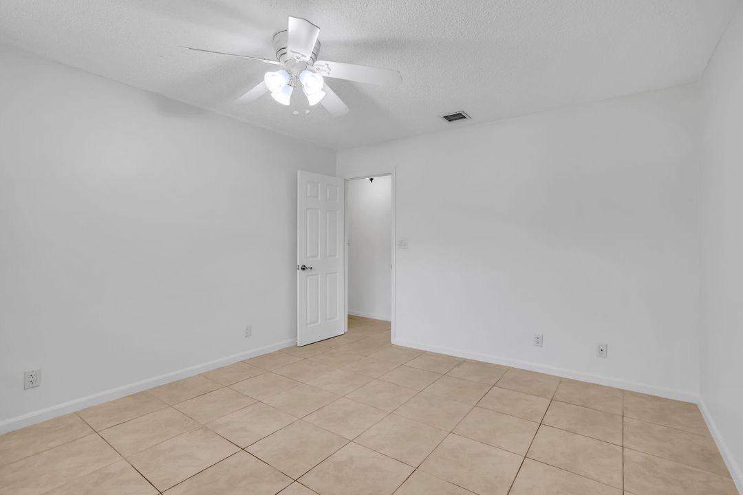 For Rent: $2,750 (2 beds, 2 baths, 2088 Square Feet)