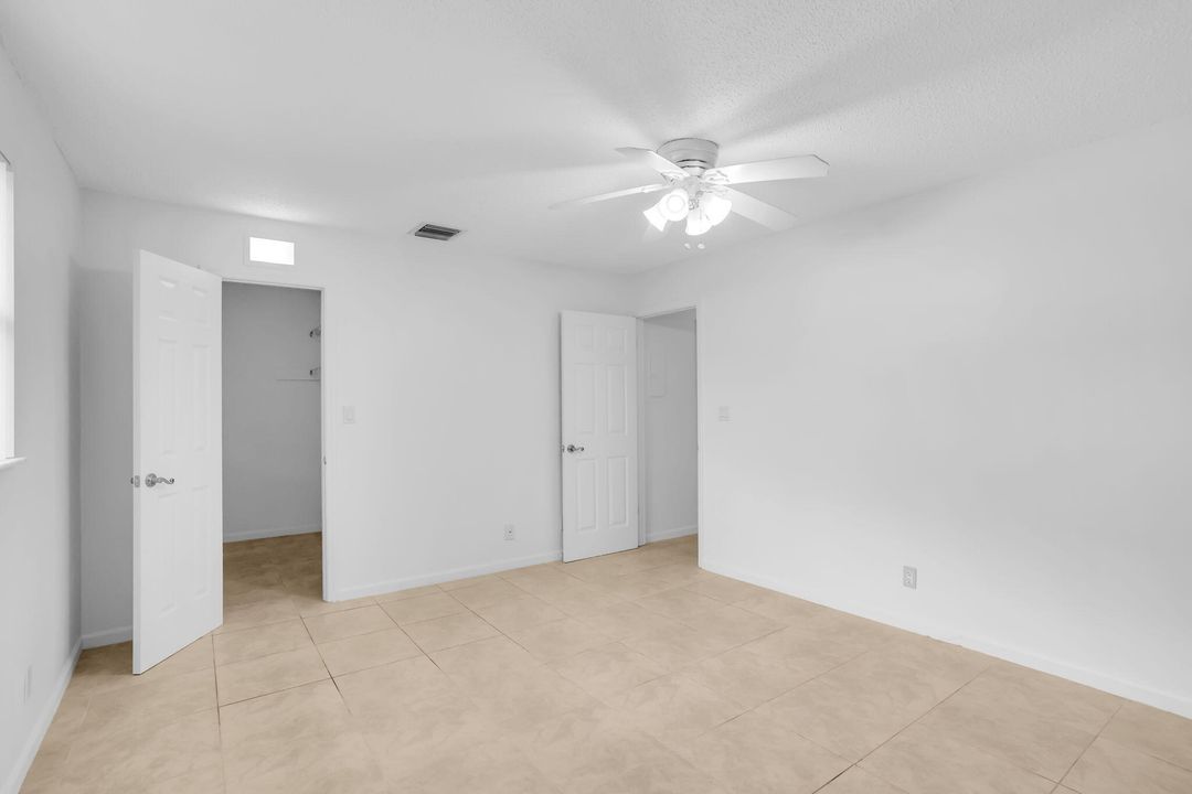 For Rent: $2,750 (2 beds, 2 baths, 2088 Square Feet)