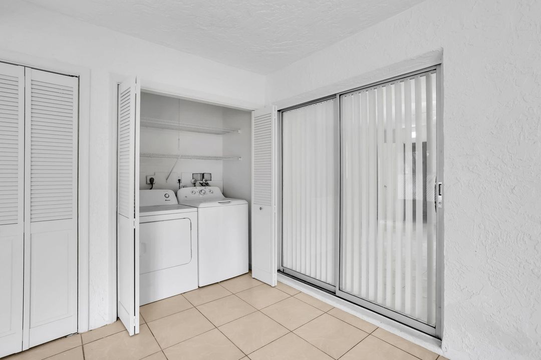 For Rent: $2,750 (2 beds, 2 baths, 2088 Square Feet)