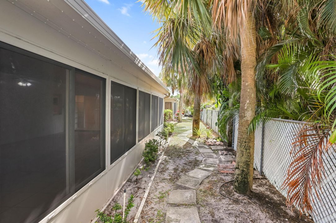 For Rent: $2,750 (2 beds, 2 baths, 2088 Square Feet)