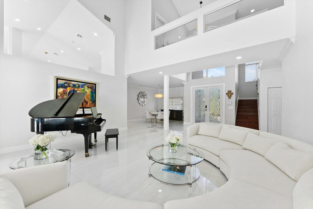 待售: $1,985,000 (5 贝兹, 5 浴室, 4876 平方英尺)