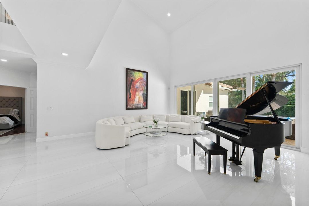 待售: $1,985,000 (5 贝兹, 5 浴室, 4876 平方英尺)