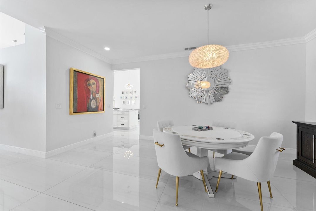 待售: $1,985,000 (5 贝兹, 5 浴室, 4876 平方英尺)