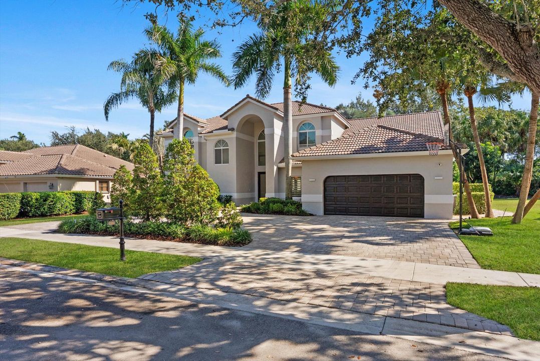 待售: $1,985,000 (5 贝兹, 5 浴室, 4876 平方英尺)