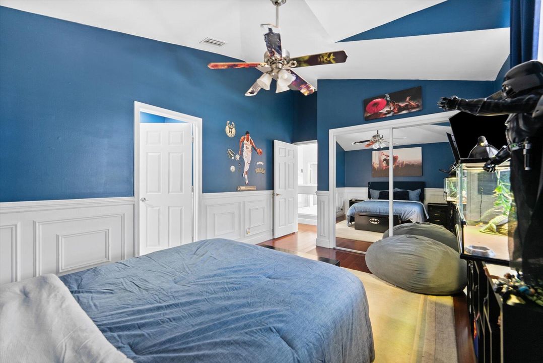 待售: $1,985,000 (5 贝兹, 5 浴室, 4876 平方英尺)