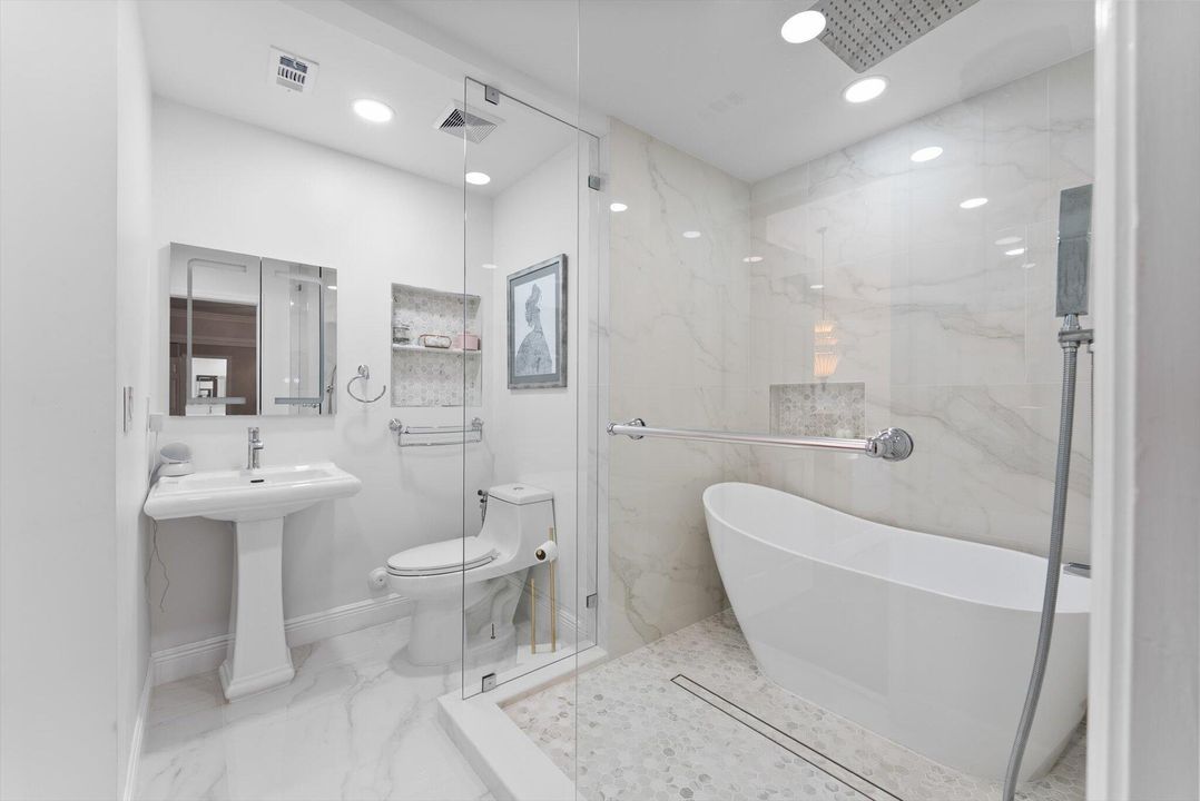 待售: $1,985,000 (5 贝兹, 5 浴室, 4876 平方英尺)