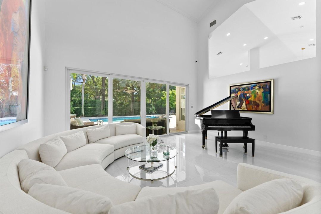 待售: $1,985,000 (5 贝兹, 5 浴室, 4876 平方英尺)