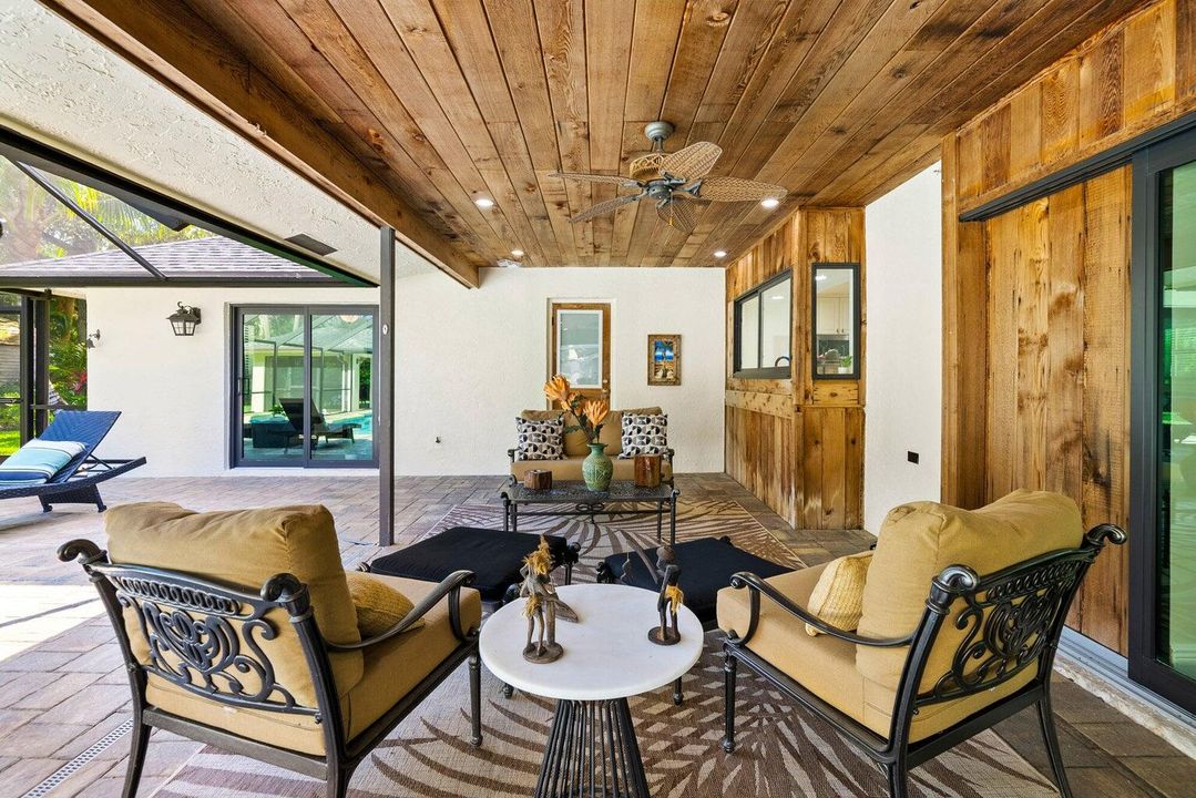 For Rent: $12,950 (4 beds, 3 baths, 2972 Square Feet)