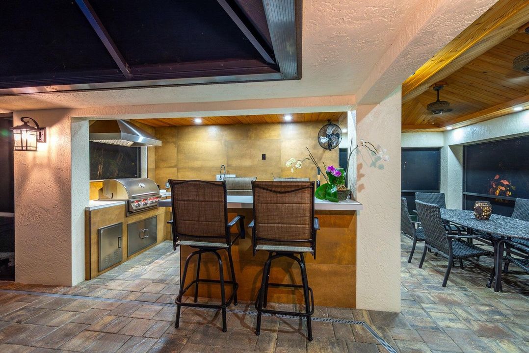 For Rent: $12,950 (4 beds, 3 baths, 2972 Square Feet)