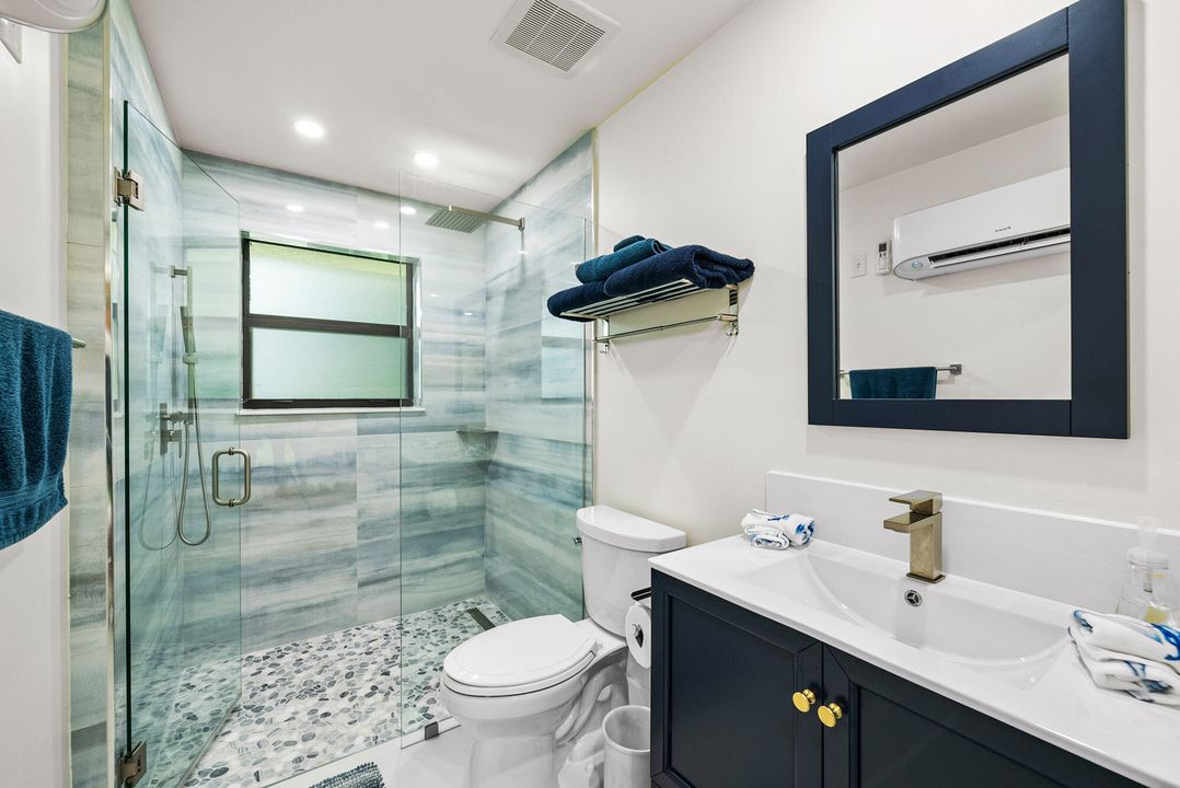 For Rent: $12,950 (4 beds, 3 baths, 2972 Square Feet)