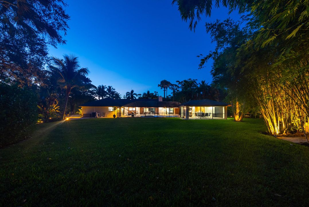 For Rent: $12,950 (4 beds, 3 baths, 2972 Square Feet)