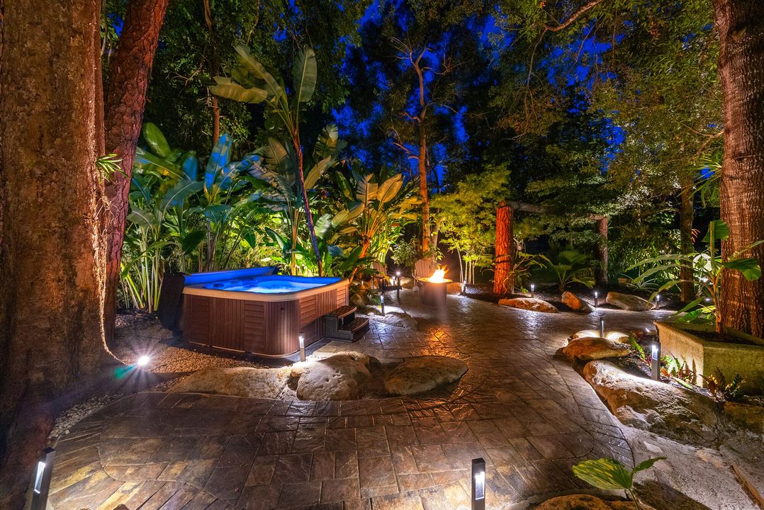 For Rent: $12,950 (4 beds, 3 baths, 2972 Square Feet)