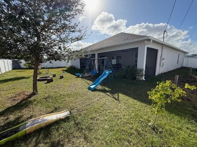 For Sale: $505,000 (4 beds, 3 baths, 2274 Square Feet)