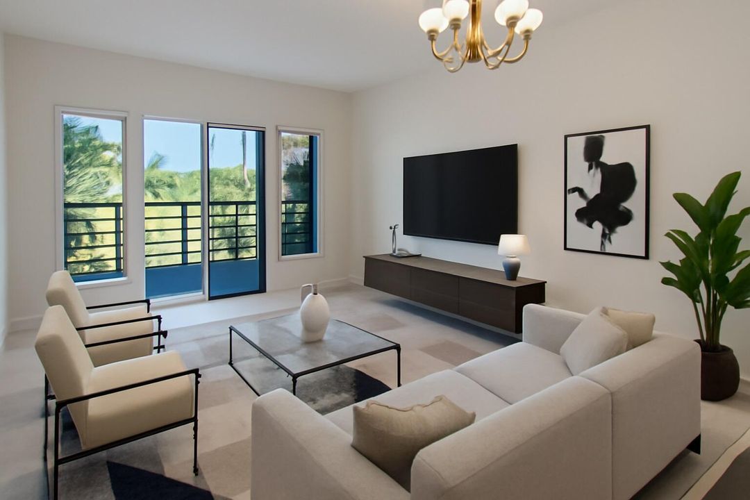 For Rent: $2,200 (2 beds, 2 baths, 980 Square Feet)