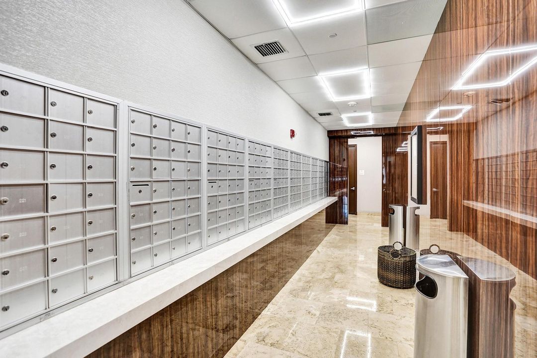 В аренду: $5,300 (2 спален, 2 ванн, 1310 Квадратных фут)