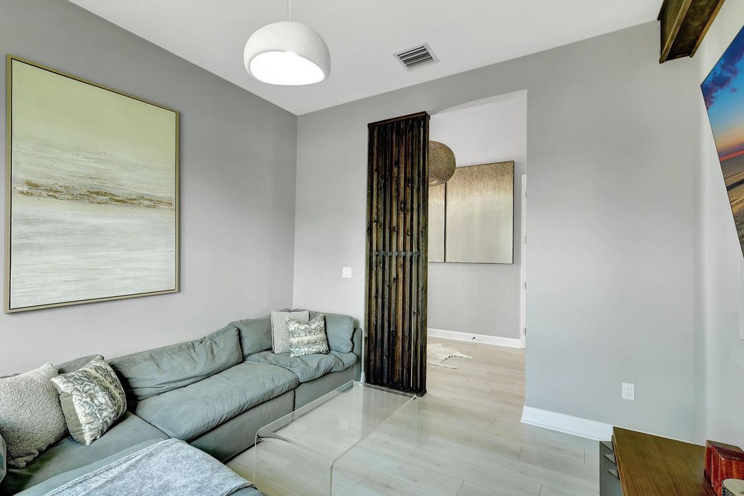 For Sale: $875,000 (4 beds, 4 baths, 2951 Square Feet)