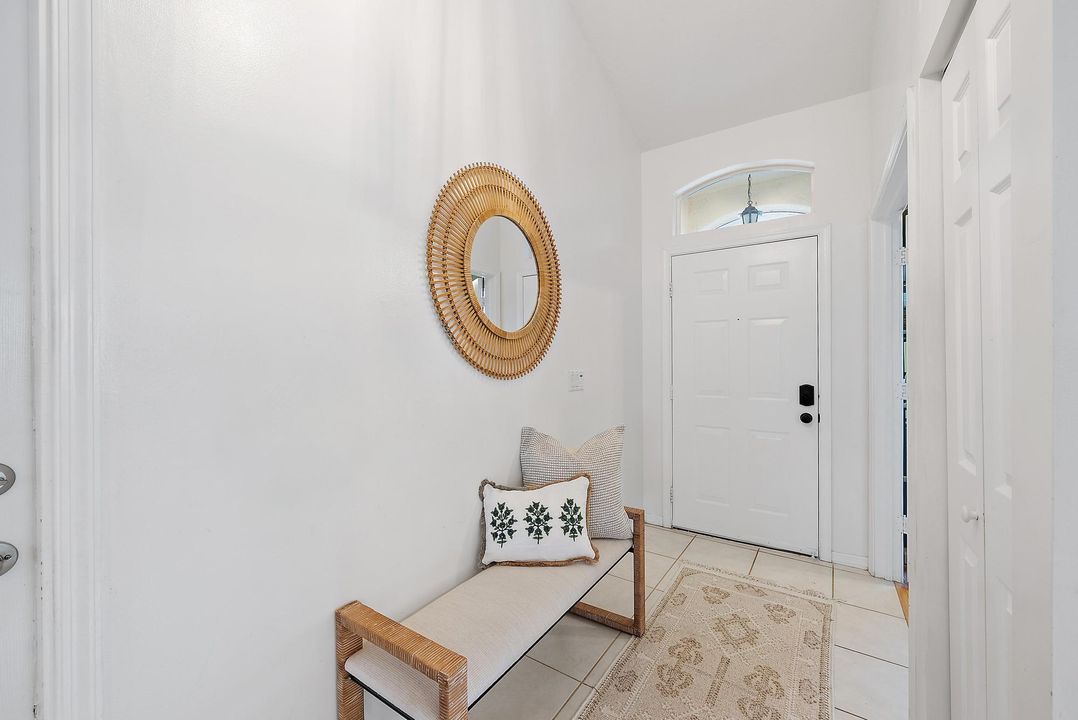 待售: $499,999 (4 贝兹, 2 浴室, 1580 平方英尺)