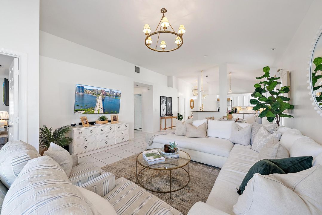 待售: $499,999 (4 贝兹, 2 浴室, 1580 平方英尺)