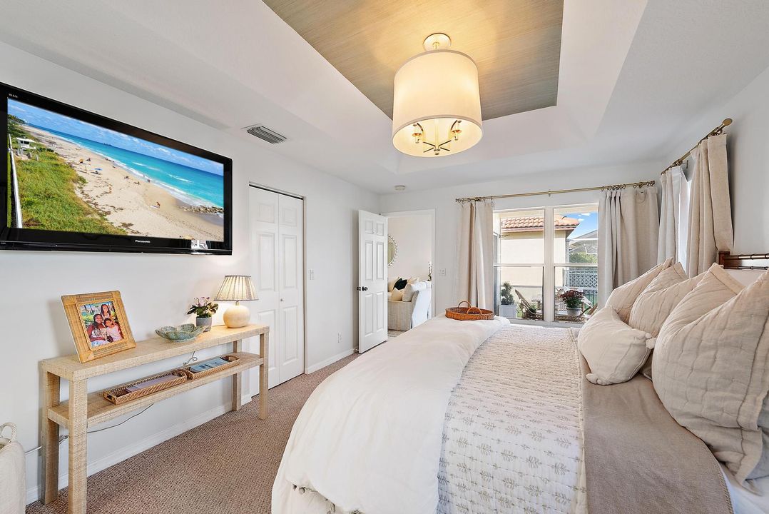 待售: $499,999 (4 贝兹, 2 浴室, 1580 平方英尺)