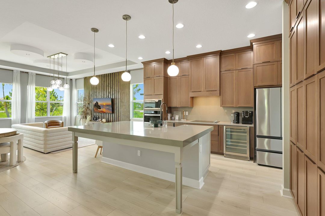 For Sale: $875,000 (4 beds, 4 baths, 2951 Square Feet)