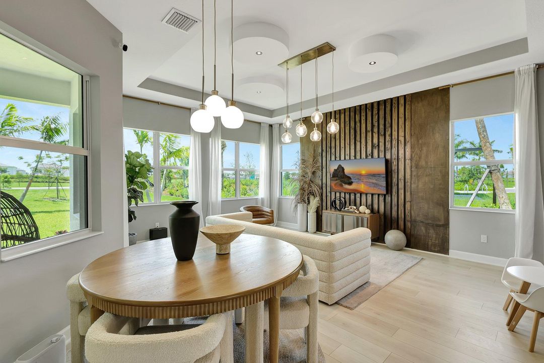 For Sale: $875,000 (4 beds, 4 baths, 2951 Square Feet)