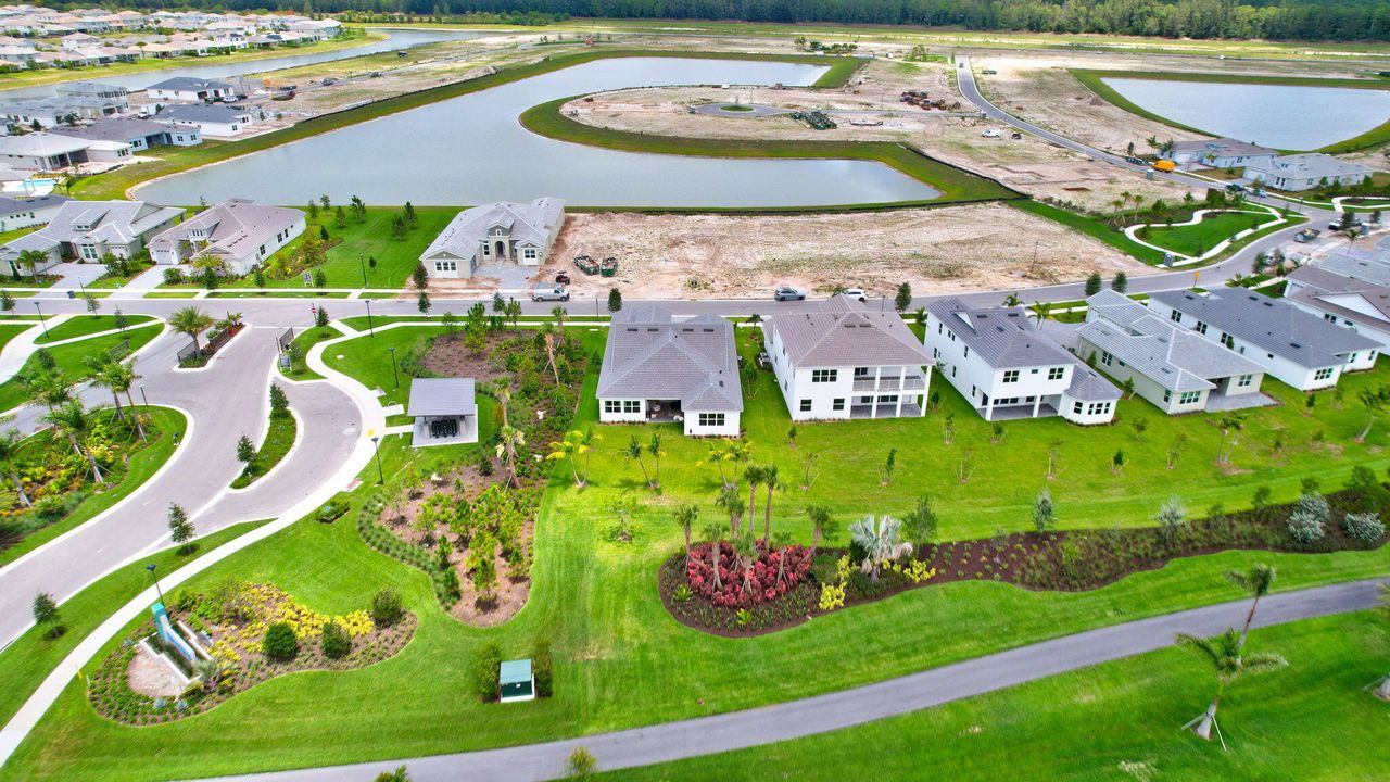 For Sale: $875,000 (4 beds, 4 baths, 2951 Square Feet)