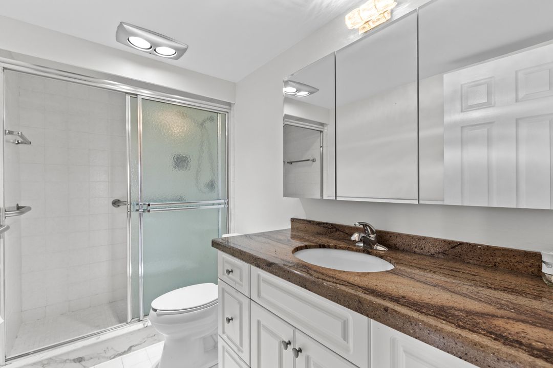 На продажу: $185,000 (2 спален, 2 ванн, 1350 Квадратных фут)