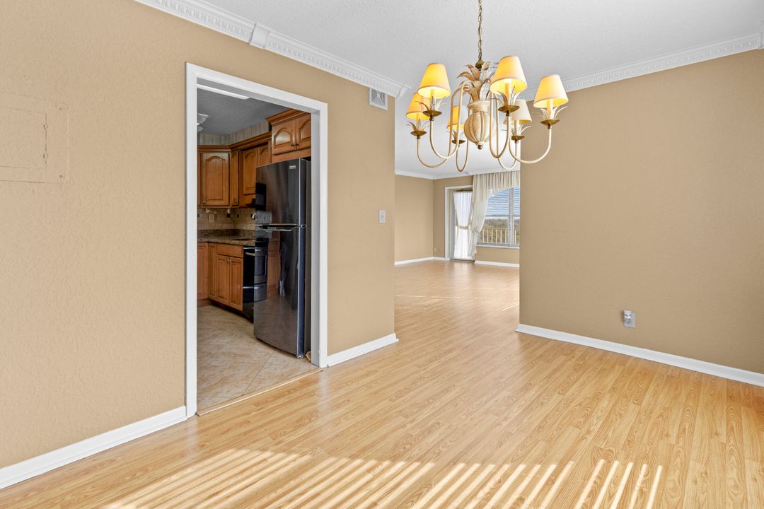 На продажу: $185,000 (2 спален, 2 ванн, 1350 Квадратных фут)