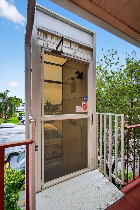 На продажу: $79,900 (1 спален, 1 ванн, 672 Квадратных фут)