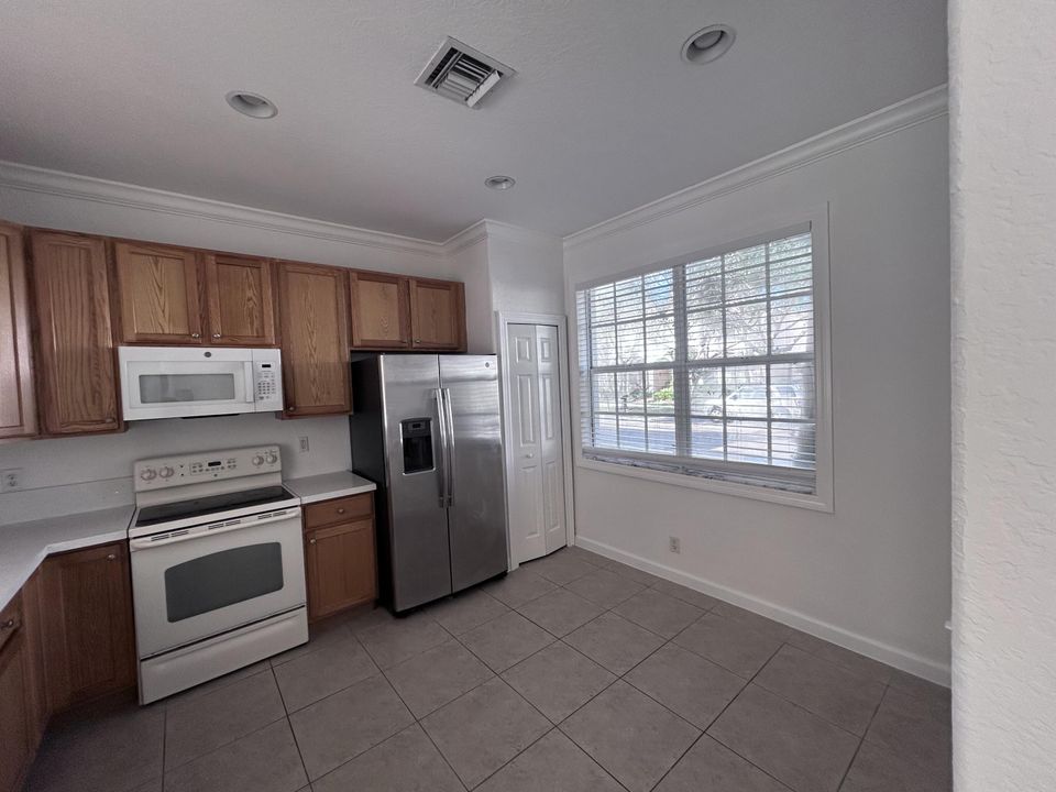 待售: $489,000 (3 贝兹, 2 浴室, 1728 平方英尺)