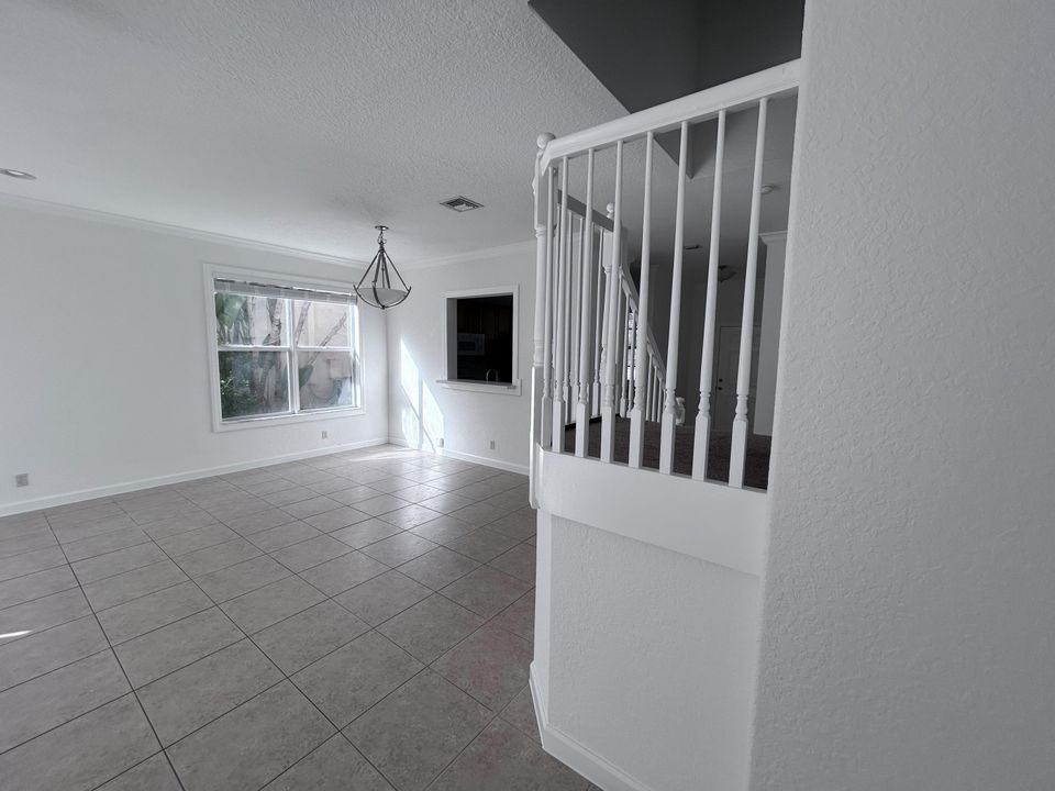 待售: $489,000 (3 贝兹, 2 浴室, 1728 平方英尺)