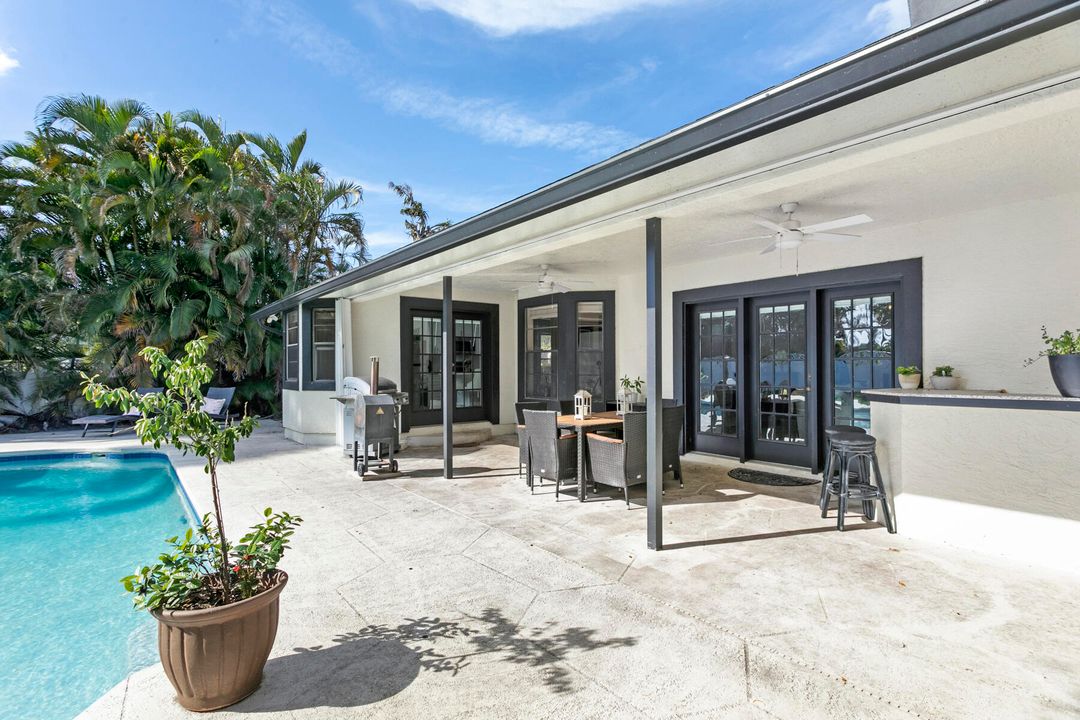 For Sale: $735,000 (3 beds, 2 baths, 2268 Square Feet)