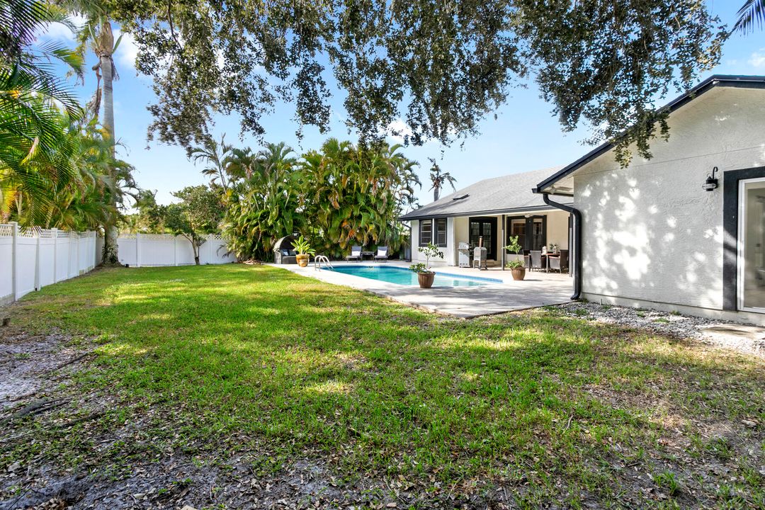 For Sale: $735,000 (3 beds, 2 baths, 2268 Square Feet)