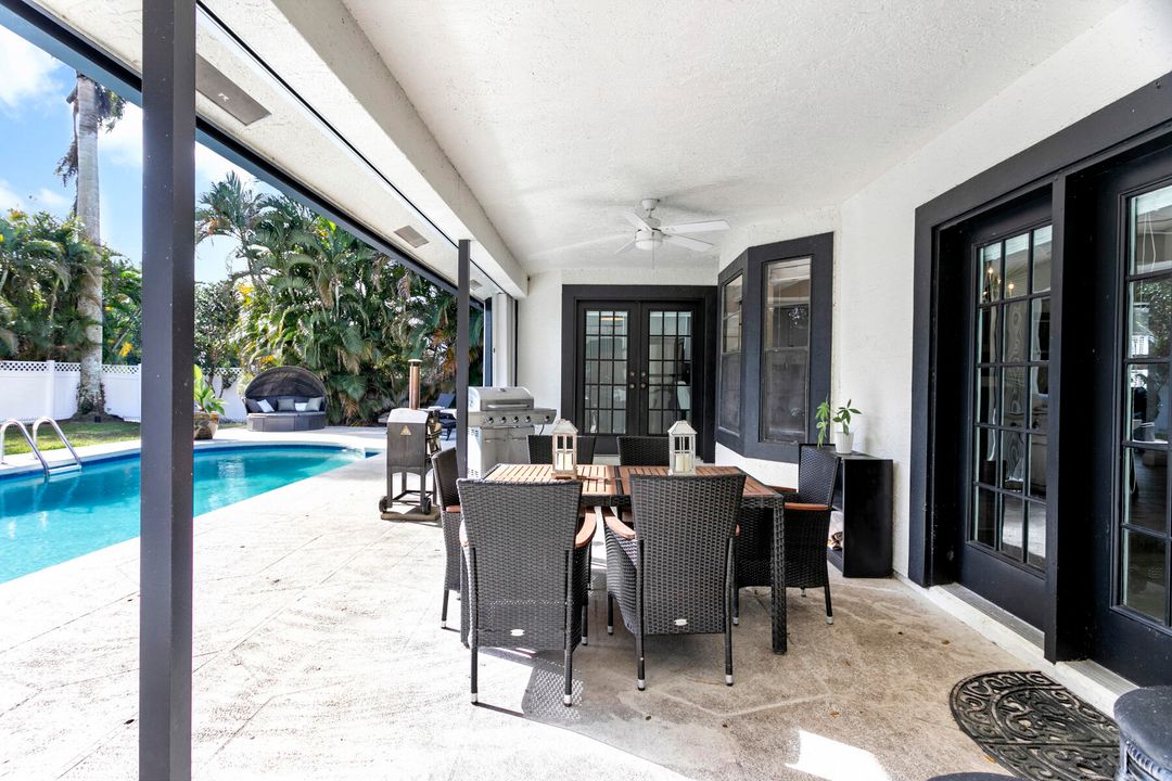 For Sale: $735,000 (3 beds, 2 baths, 2268 Square Feet)