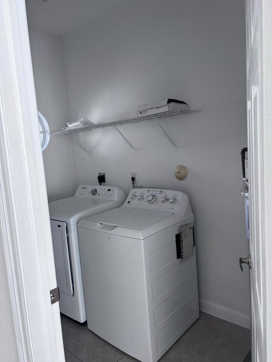 待售: $489,000 (3 贝兹, 2 浴室, 1728 平方英尺)