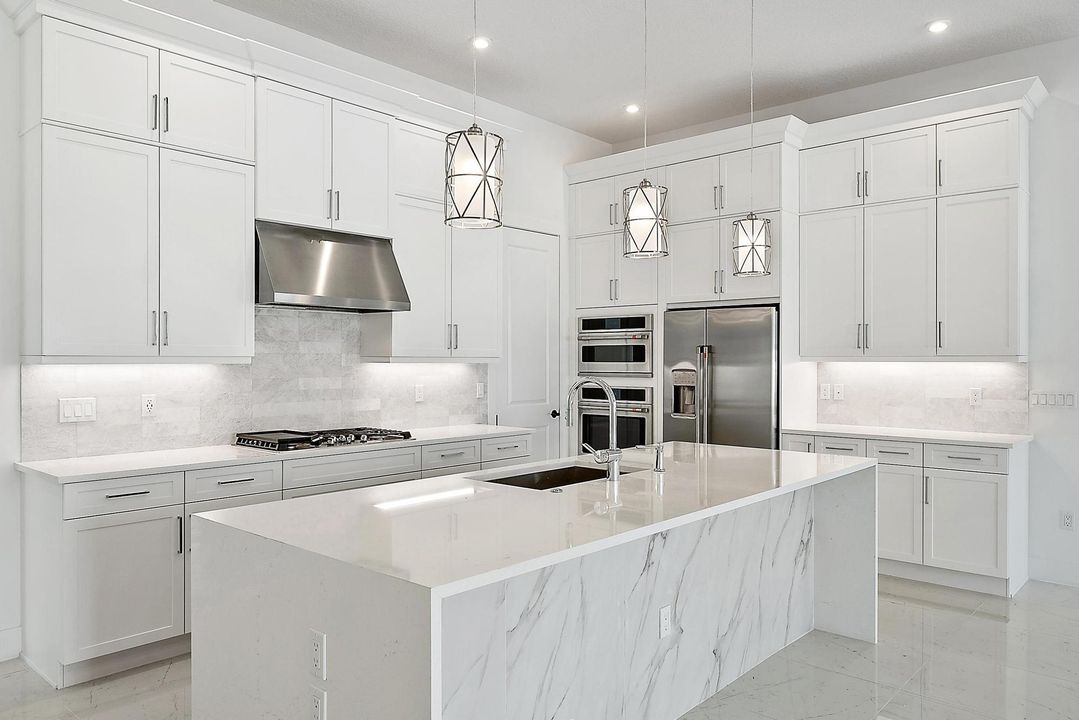 В аренду: $5,150 (4 спален, 4 ванн, 3000 Квадратных фут)