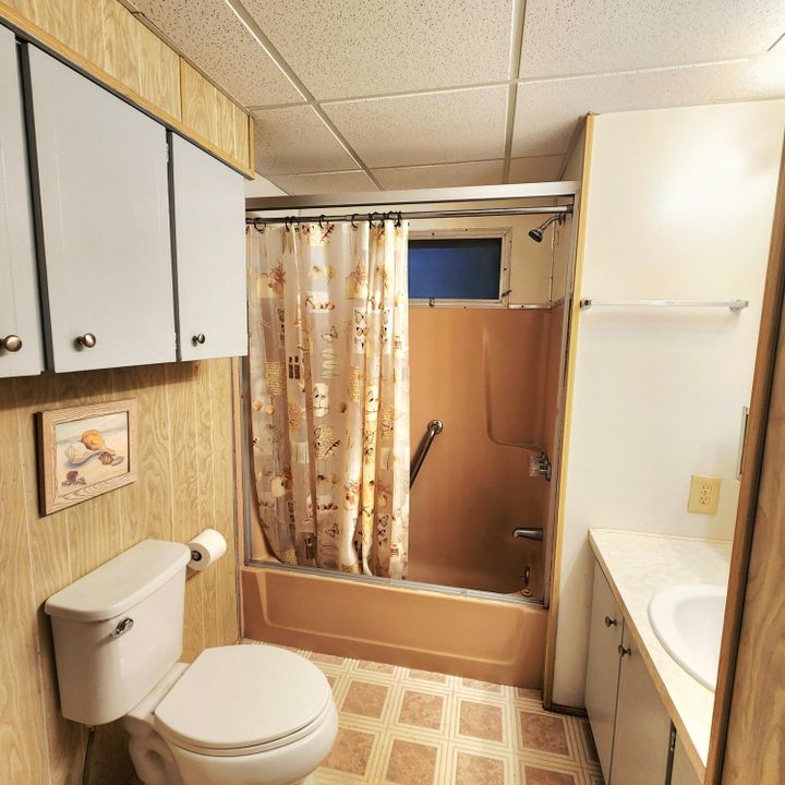 For Sale: $29,999 (2 beds, 2 baths, 1184 Square Feet)