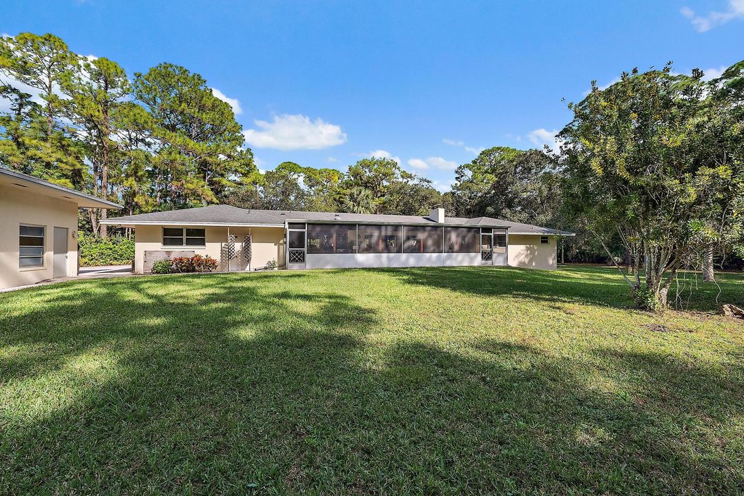 For Sale: $989,000 (4 beds, 3 baths, 2405 Square Feet)