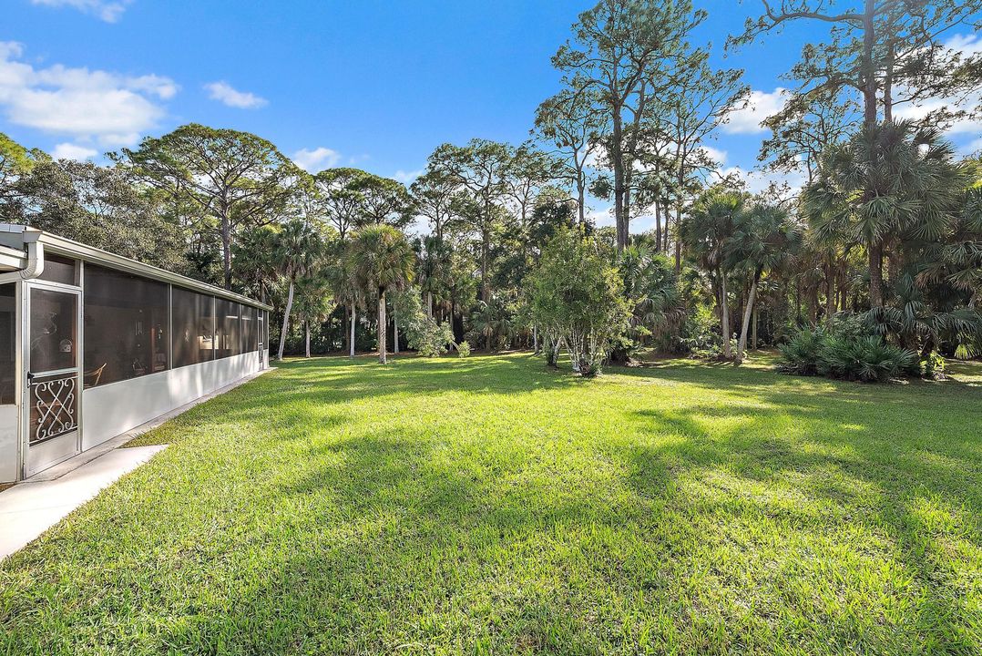 For Sale: $989,000 (4 beds, 3 baths, 2405 Square Feet)