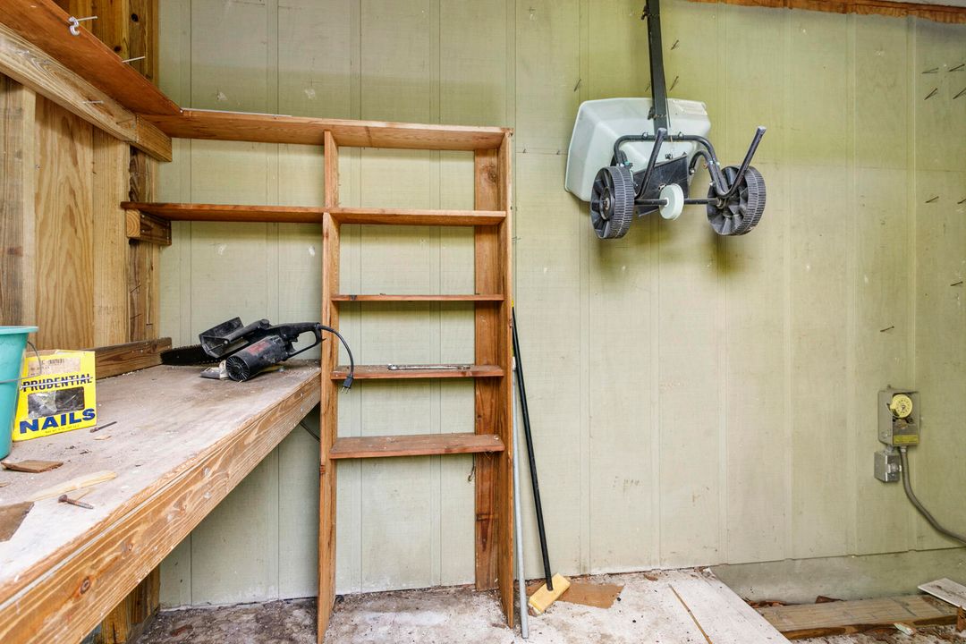 For Sale: $594,000 (4 beds, 2 baths, 1559 Square Feet)