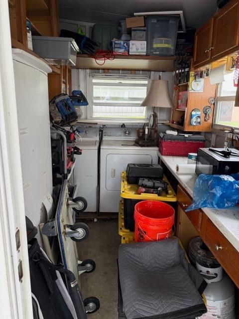 For Sale: $129,900 (3 beds, 2 baths, 1298 Square Feet)