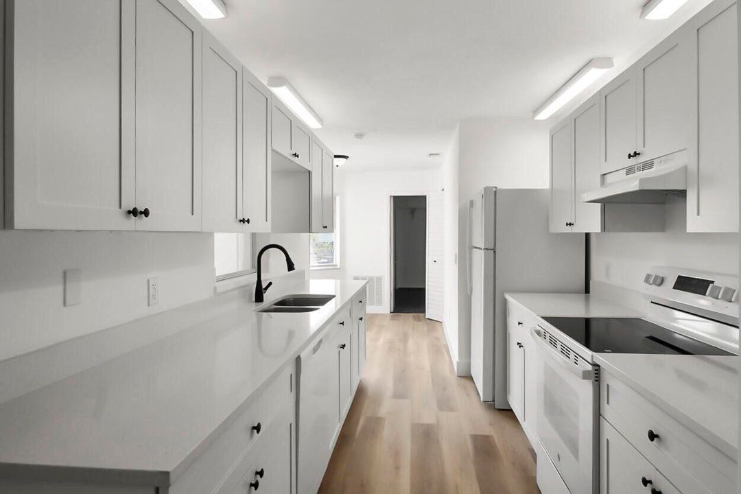 出租: $2,495 (3 贝兹, 2 浴室, 1208 平方英尺)