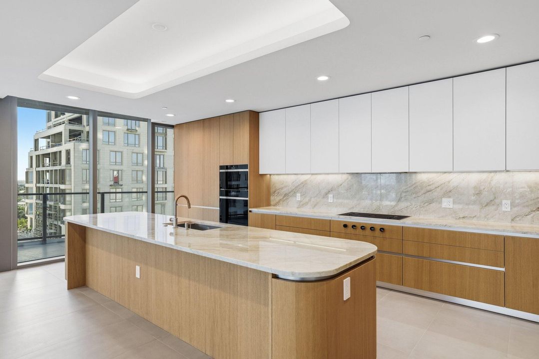 For Sale: $13,795,000 (3 beds, 4 baths, 4436 Square Feet)