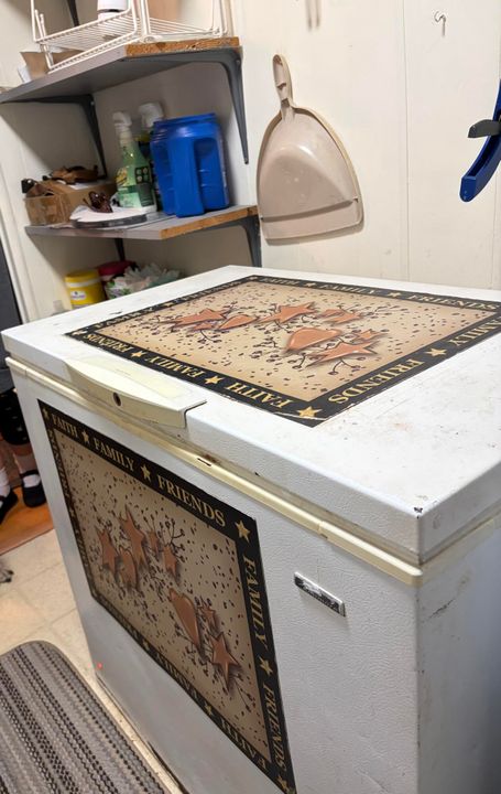 For Sale: $70,000 (2 beds, 2 baths, 1460 Square Feet)