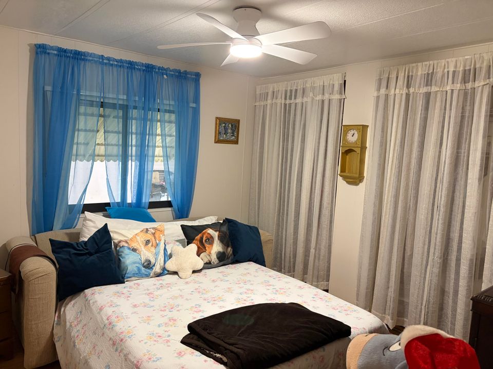 For Sale: $70,000 (2 beds, 2 baths, 1460 Square Feet)