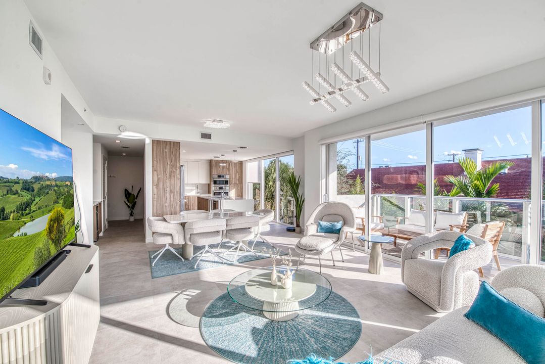 For Sale: $785,000 (3 beds, 2 baths, 1580 Square Feet)