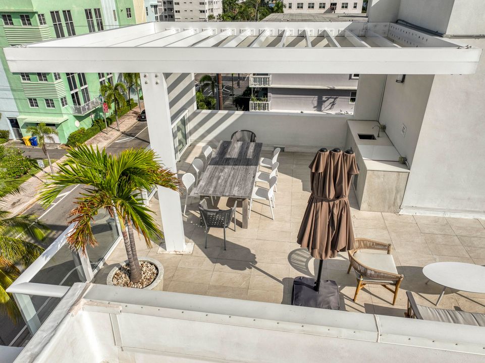 For Sale: $785,000 (3 beds, 2 baths, 1580 Square Feet)