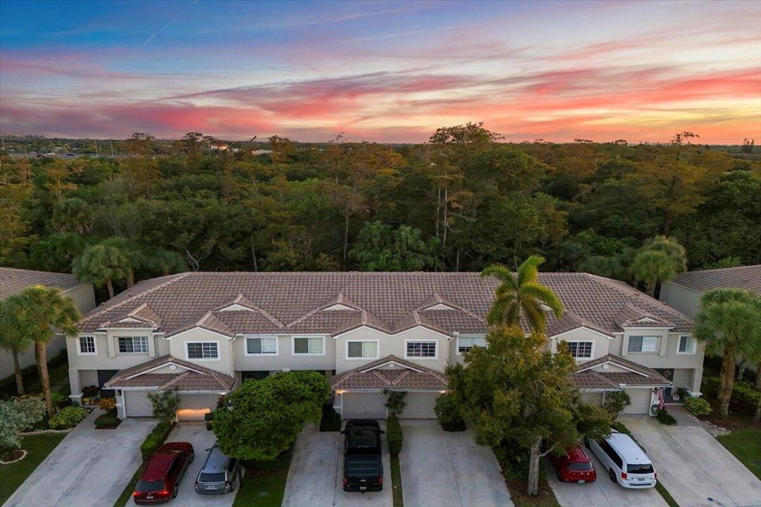 For Sale: $470,000 (3 beds, 2 baths, 1573 Square Feet)