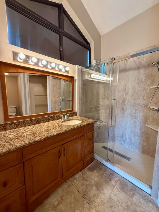 For Sale: $255,000 (3 beds, 2 baths, 1250 Square Feet)