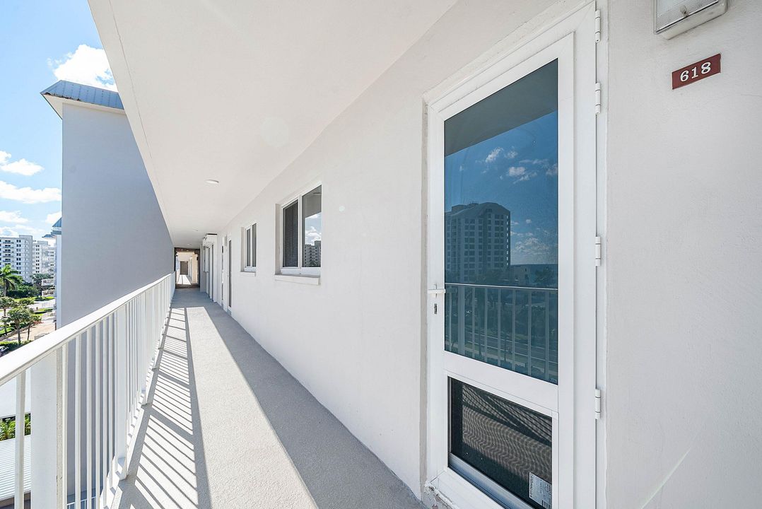 待售: $665,000 (2 贝兹, 2 浴室, 1166 平方英尺)